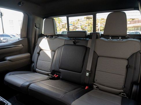 Used 2023 Chevrolet Silverado 1500 ZR2 image 26