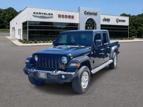 Used 2020 Jeep Gladiator Sport w/ Quick Order Package 24S AWD/4WD image 1