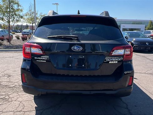Used 2017 Subaru Outback 2.5i Limited AWD/4WD image 6