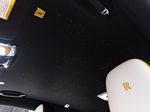 Used 2025 Rolls-Royce Spectre Black Badge image 39