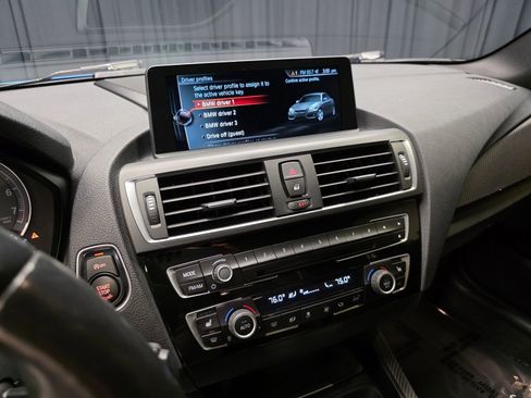 Used 2017 BMW M2 image 21