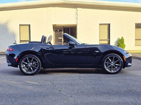 Used 2016 MAZDA MX-5 Miata Grand Touring RWD image 8