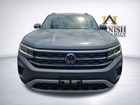 Used 2022 Volkswagen Atlas Cross Sport SE AWD/4WD image 2