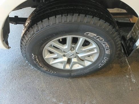 Used 2016 Nissan Frontier SV image 27