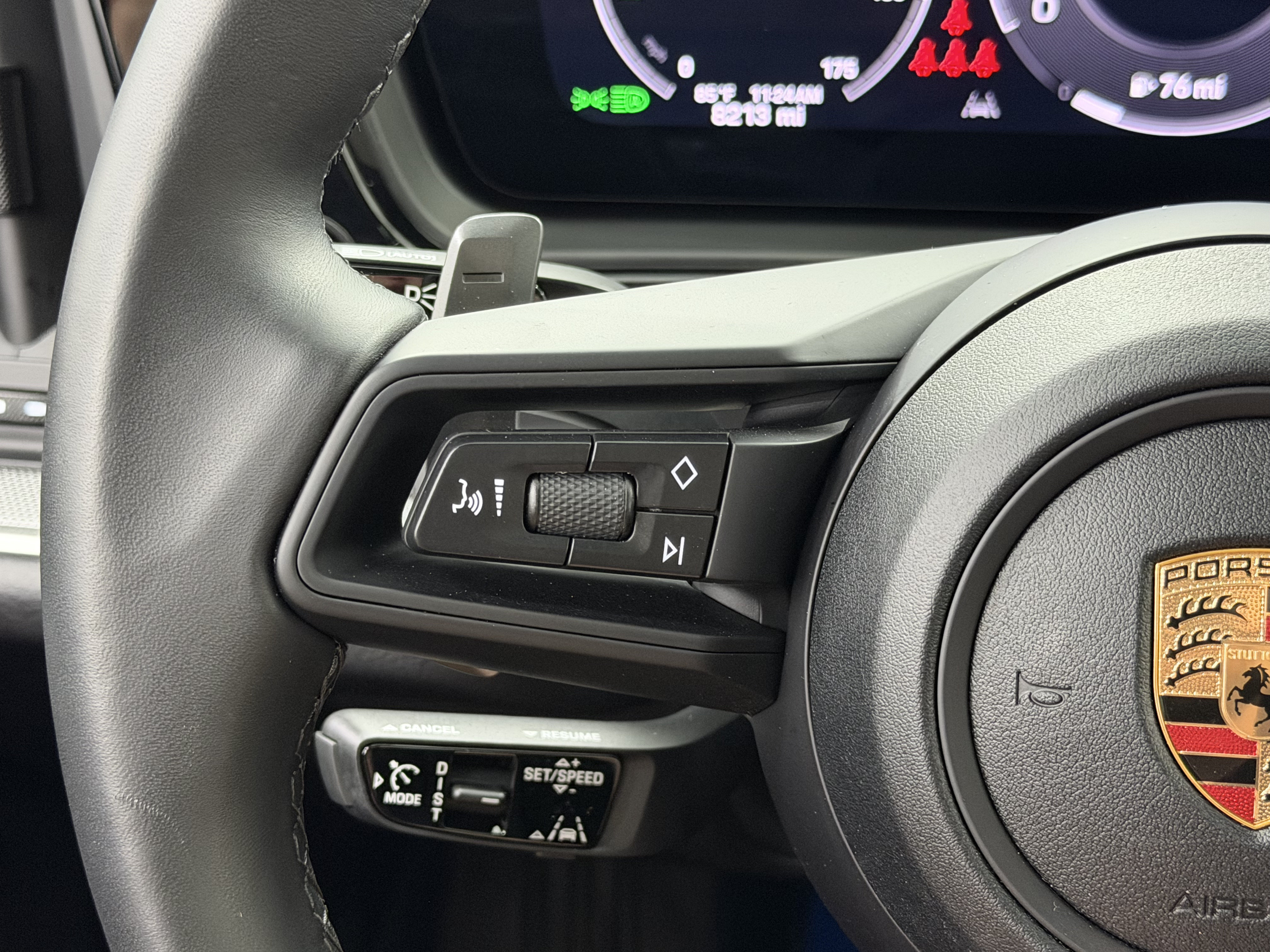 Certified 2024 Porsche Cayenne AWD/4WD image 47