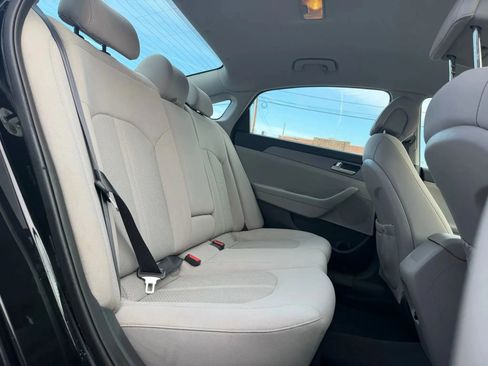 Used 2016 Hyundai Sonata SE image 14