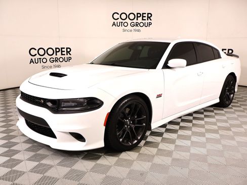 Used 2020 Dodge Charger Scat Pack image 10