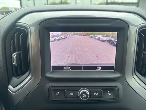 Used 2023 Chevrolet Silverado 1500 Custom AWD/4WD image 17