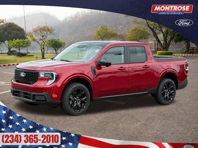 New 2025 Ford Maverick Lariat w/ Black Appearance Package