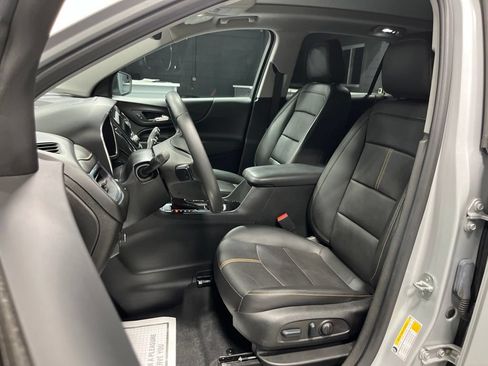 Used 2022 Chevrolet Equinox Premier AWD/4WD image 17
