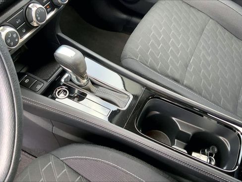 Used 2024 Nissan Kicks SV image 16