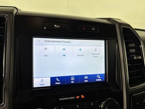 Used 2020 Ford F150 XLT w/ Equipment Group 302A Luxury AWD/4WD image 22