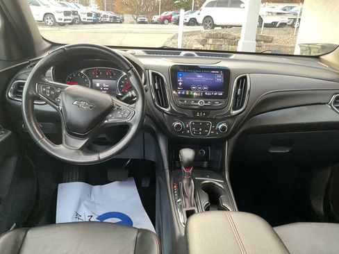Used 2022 Chevrolet Equinox RS w/ RS Leather Package image 12