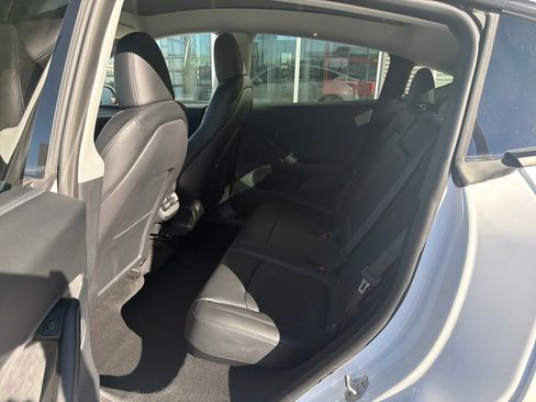 Used 2023 Tesla Model Y Long Range image 12
