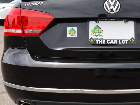 Used 2015 Volkswagen Passat TDI SEL Premium FWD image 19