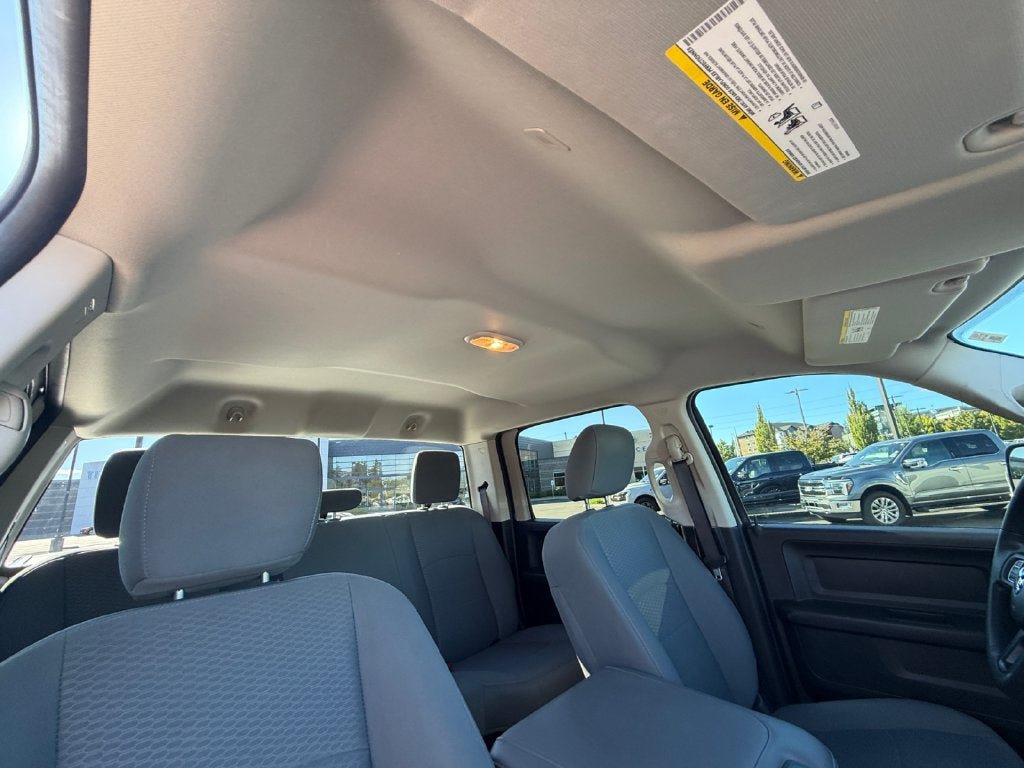 Used 2017 RAM 2500 Tradesman w/ Chrome Appearance Group AWD/4WD image 28