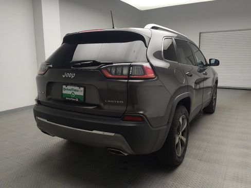 Used 2019 Jeep Cherokee Limited image 9