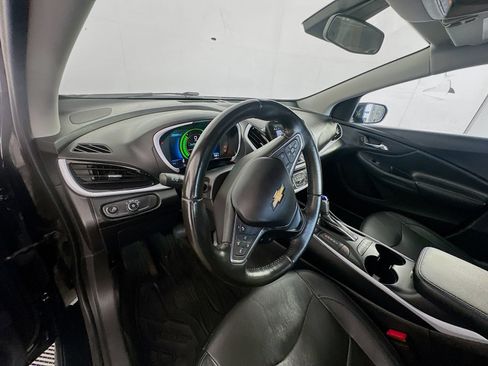 Used 2018 Chevrolet Volt LT w/ LT Driver Confidence Package FWD image 9