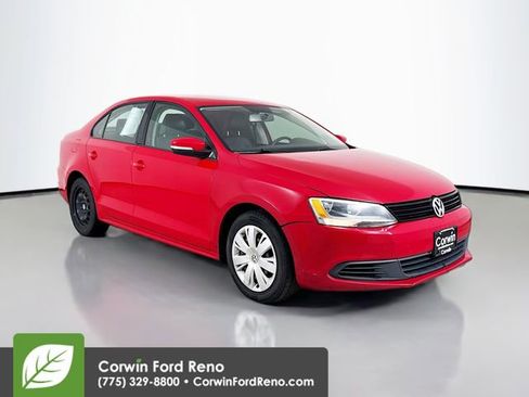 Used 2014 Volkswagen Jetta SE image 1