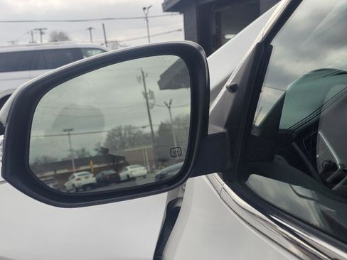 Used 2016 Toyota Highlander XLE image 53