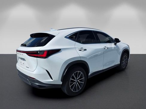 Used 2023 Lexus NX 250 FWD w/ Towing Package (2000 Lbs) image 4