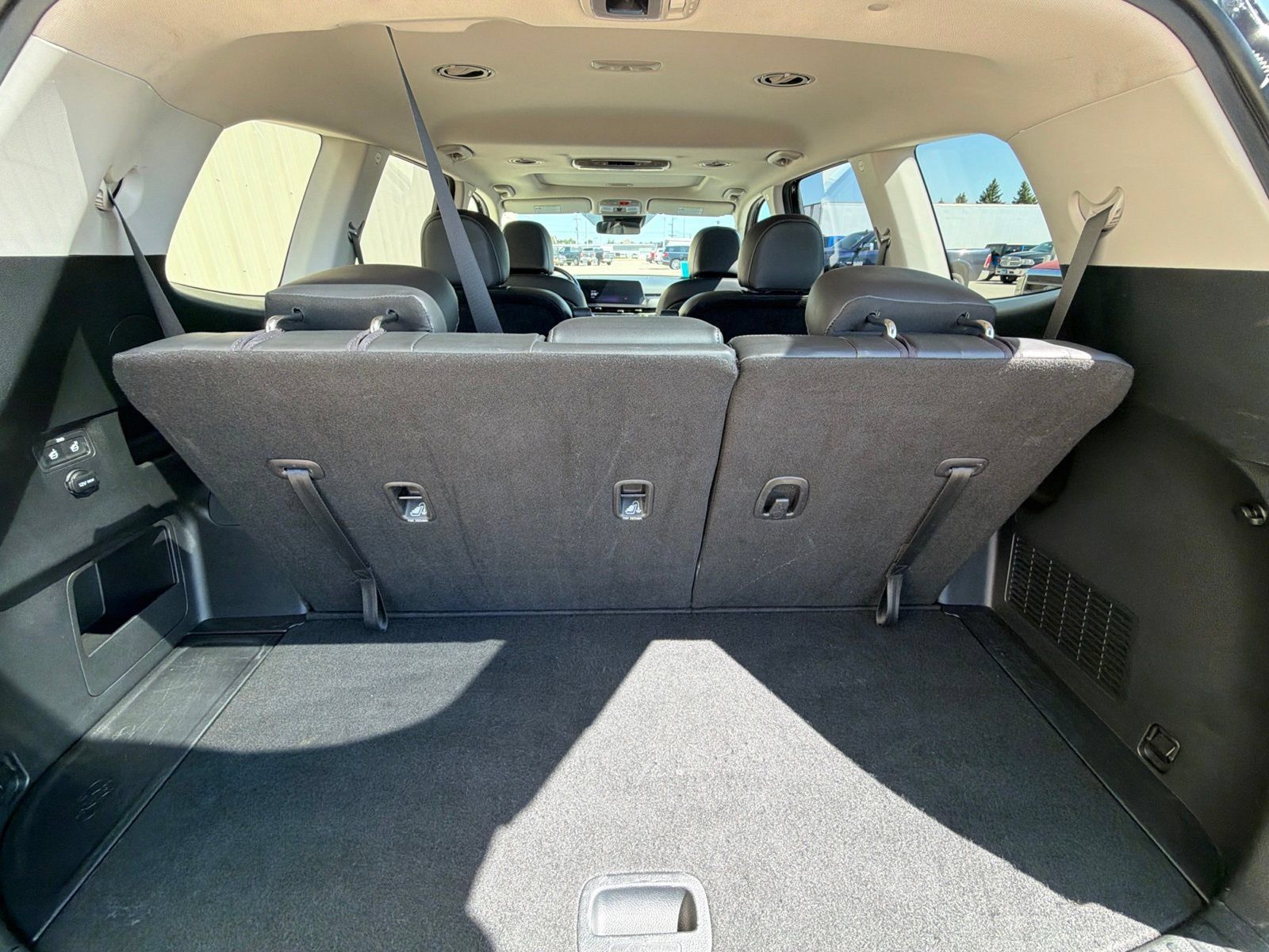 Used 2025 Kia Telluride S AWD/4WD image 14
