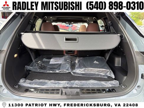 New 2026 Mitsubishi Outlander SEL image 13