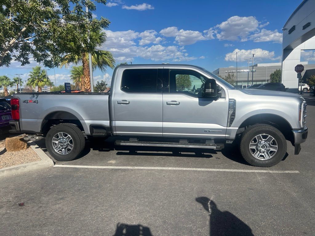 Used 2024 Ford F350 Lariat AWD/4WD image 30