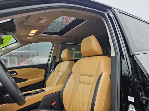 Certified 2023 Nissan Rogue Platinum image 18