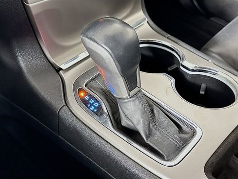 Used 2018 Jeep Grand Cherokee Limited image 16