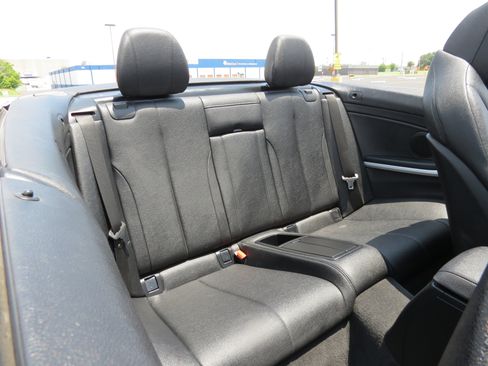 Used 2017 BMW 430i Convertible RWD image 32