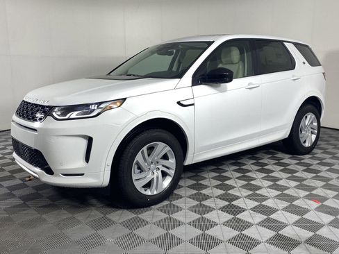 Used 2025 Land Rover Discovery Sport S image 1