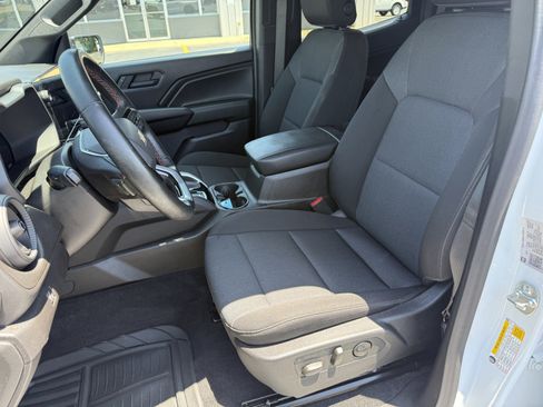 Used 2025 Chevrolet Colorado W/T w/ WT Custom Package AWD/4WD image 12
