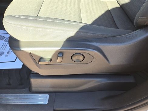 Used 2024 GMC Sierra 3500 SLE image 27