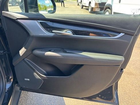 Certified 2023 Cadillac XT5 Premium Luxury AWD/4WD image 27