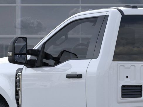 New 2026 Ford F350 XL w/ XL Chrome Package image 42