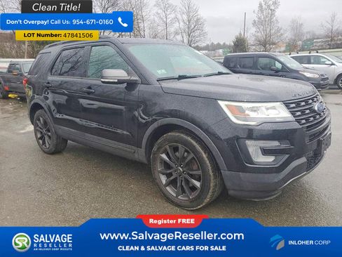 Used 2017 Ford Explorer XLT w/ Equipment Group 202A image 5