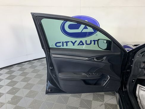 Used 2019 Honda Civic Sport image 13