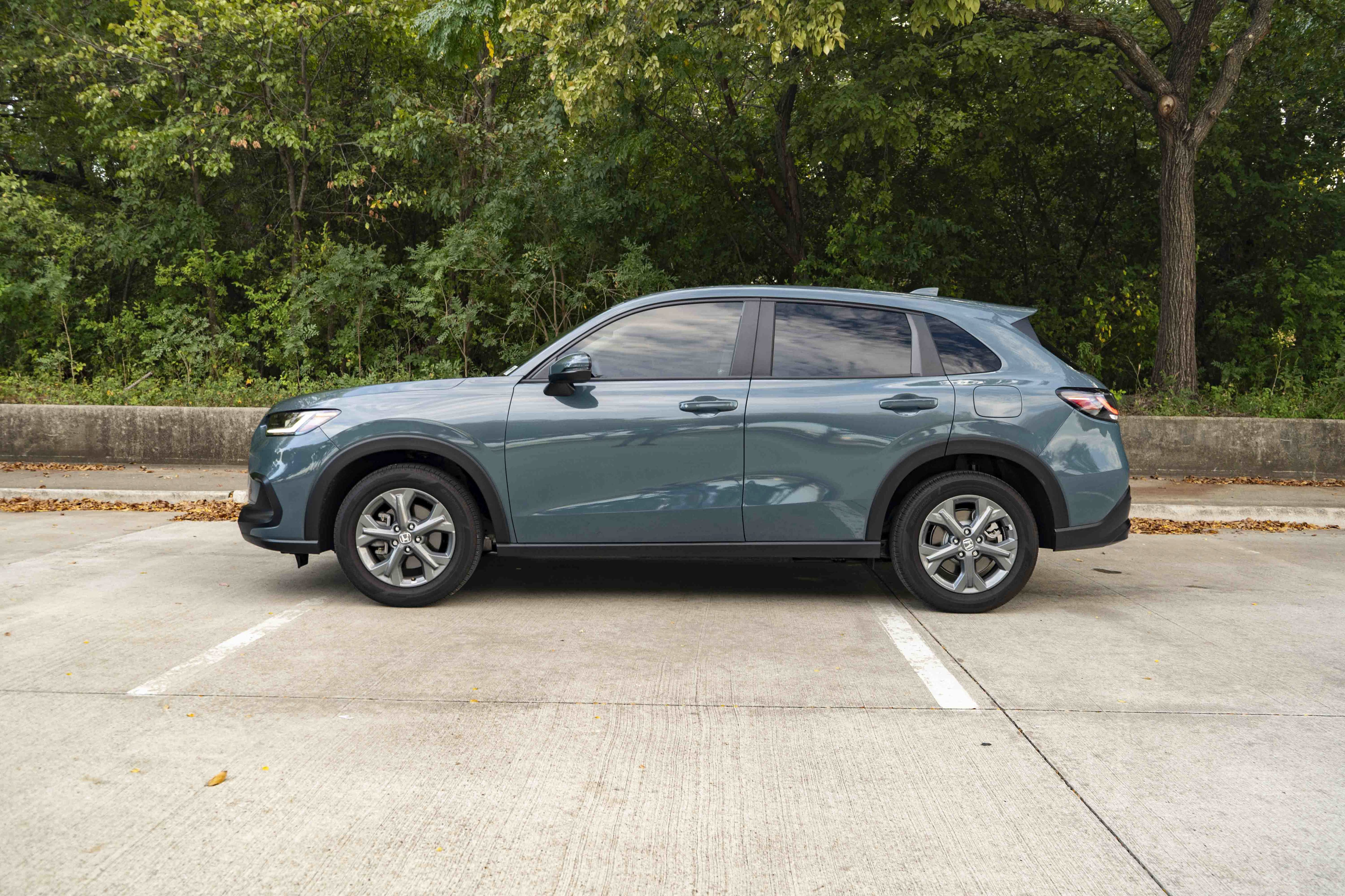 Used 2027 Honda HR-V LX image 6