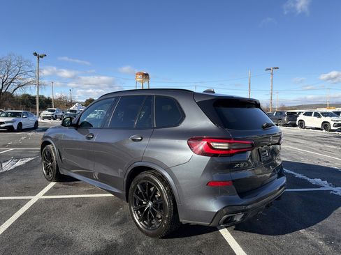 Used 2021 BMW X5 xDrive40i w/ M Sport Package image 8