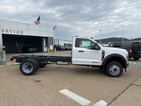 New 2025 Ford F550 XL image 6