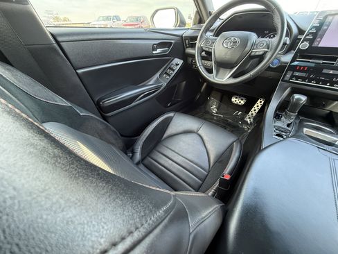 Used 2021 Toyota Avalon XSE image 25