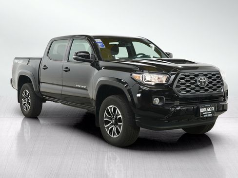 Used 2023 Toyota Tacoma TRD Sport AWD/4WD image 7