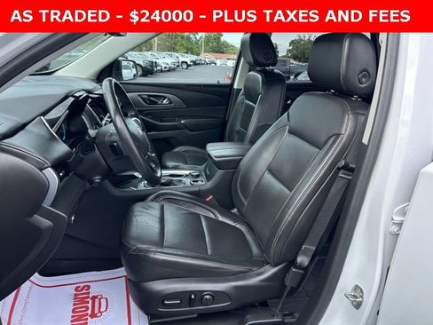 Used 2021 Chevrolet Traverse Premier w/ Redline Edition image 14