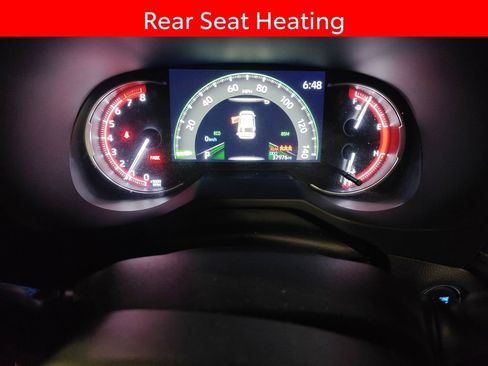 Used 2022 Toyota RAV4 Limited image 9