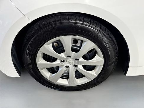 Certified 2024 Toyota Corolla LE FWD image 4