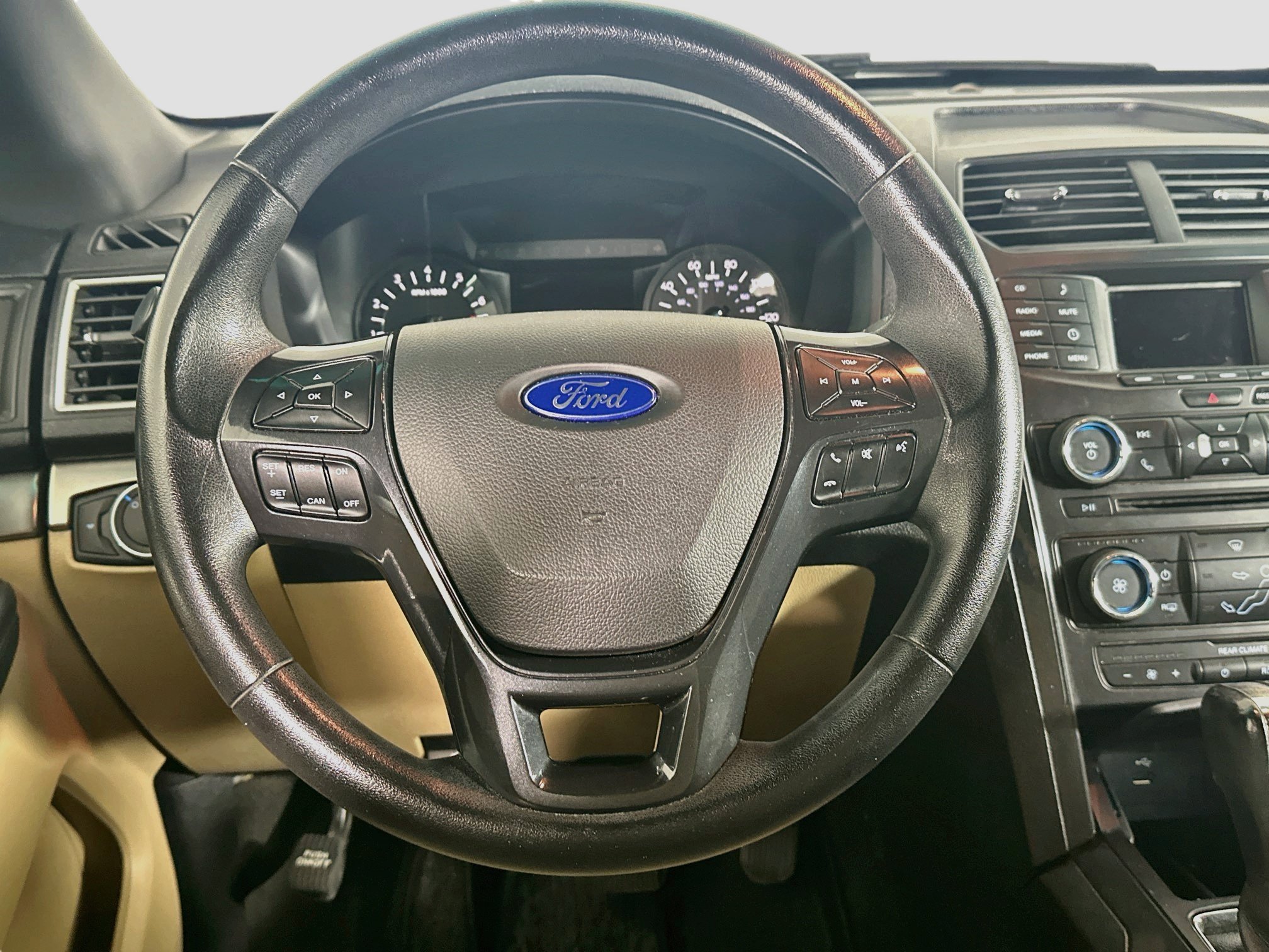 Used 2016 Ford Explorer FWD image 17