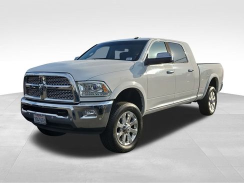 Used 2016 RAM 2500 Laramie w/ Convenience Group image 1