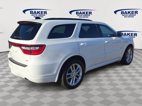 Used 2024 Dodge Durango GT AWD/4WD image 12