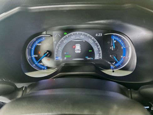 Used 2025 Toyota RAV4 XSE w/ Weather Package AWD/4WD image 19